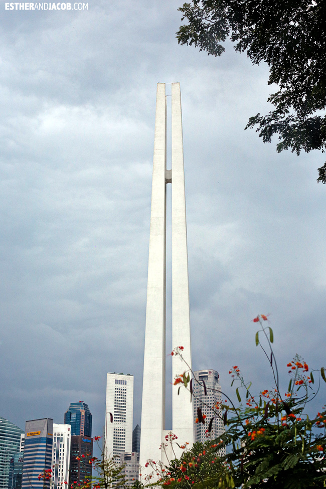 Singapore Tourist Attractions: Civilian War Memorial Singapore
