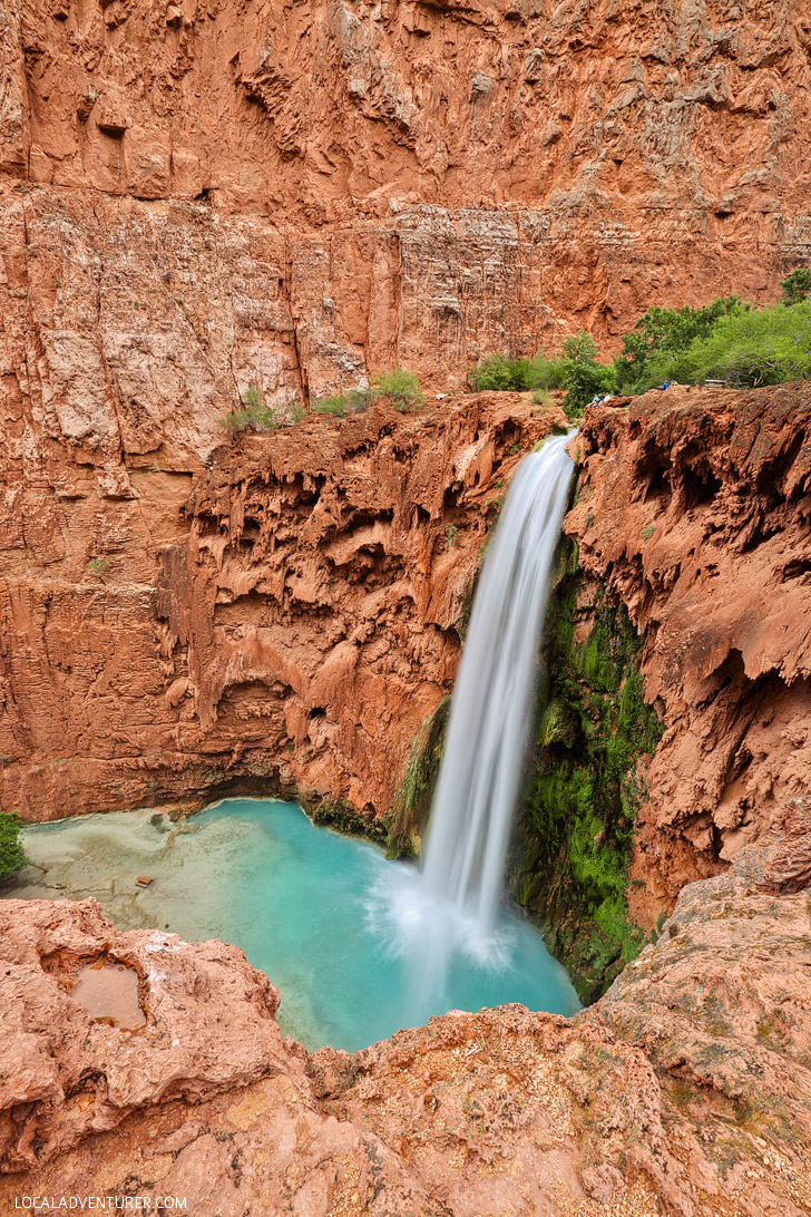 Mooney Falls Arizona - tallest of the waterfalls in the Havasupai Indian Reservation in Arizona // localadventurer.com