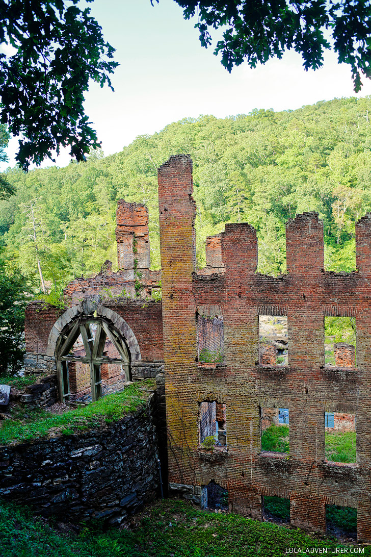 New Manchester Mill Ruins in Sweetwater Creek State Park, Atlanta, Georgia // localadventurer.com