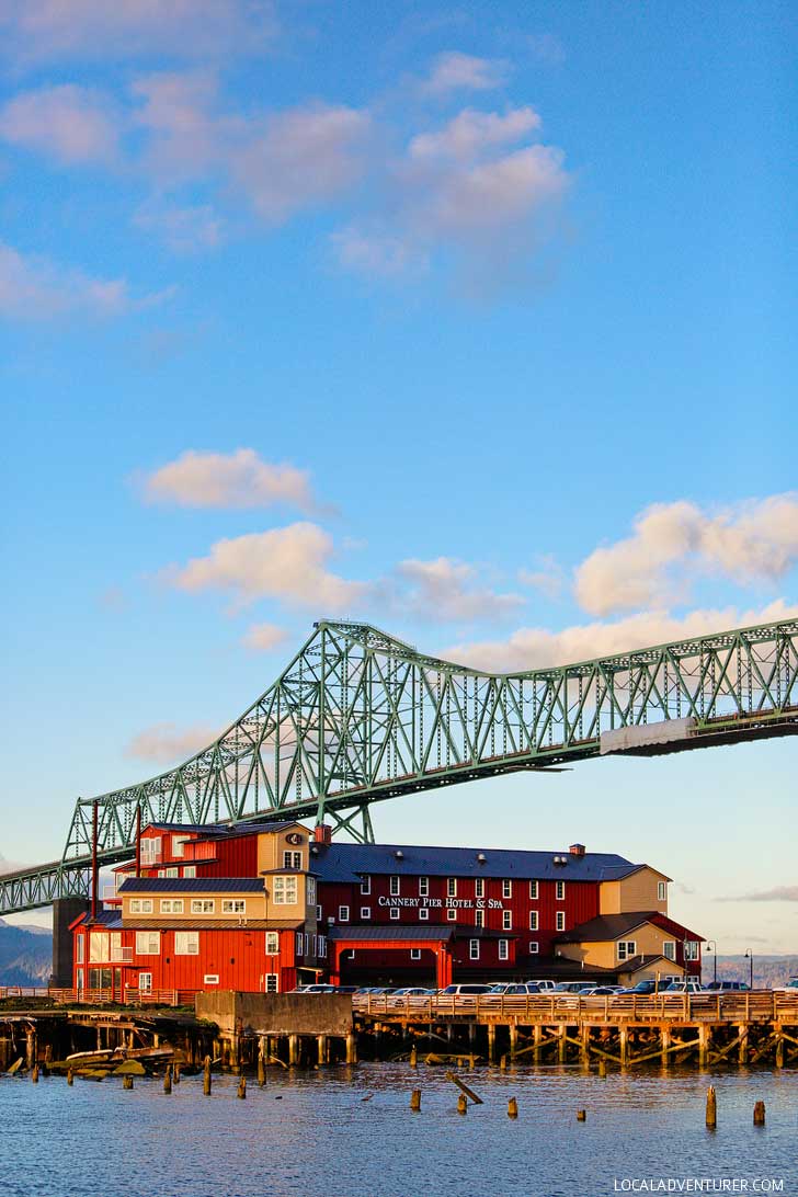 Why You Should Stay at the Cannery Pier Hotel Astoria Oregon // localadventurer.com