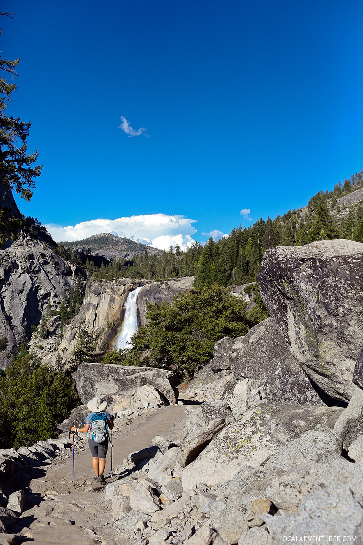 Hiking Nevada Falls Yosemite National Park // localadventurer.com