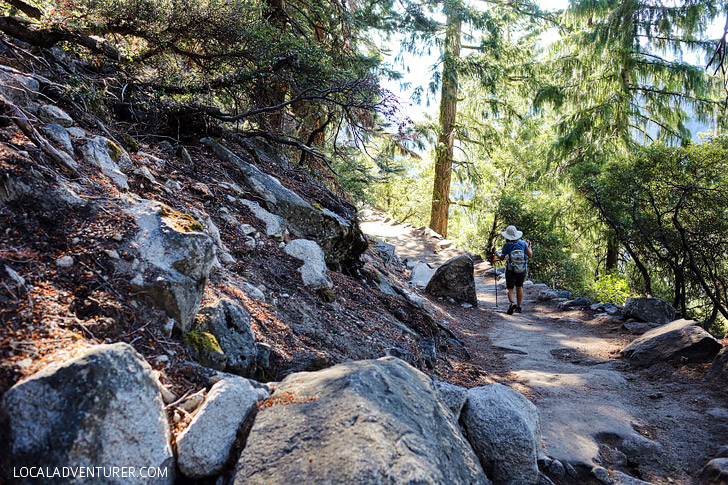 Hiking Yosemite National Park California // localadventurer.com