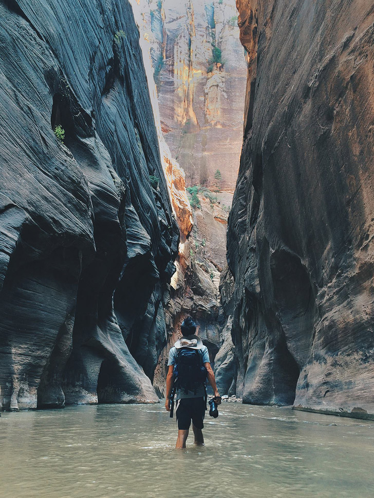 You are currently viewing Will We Survive Hiking the Narrows?