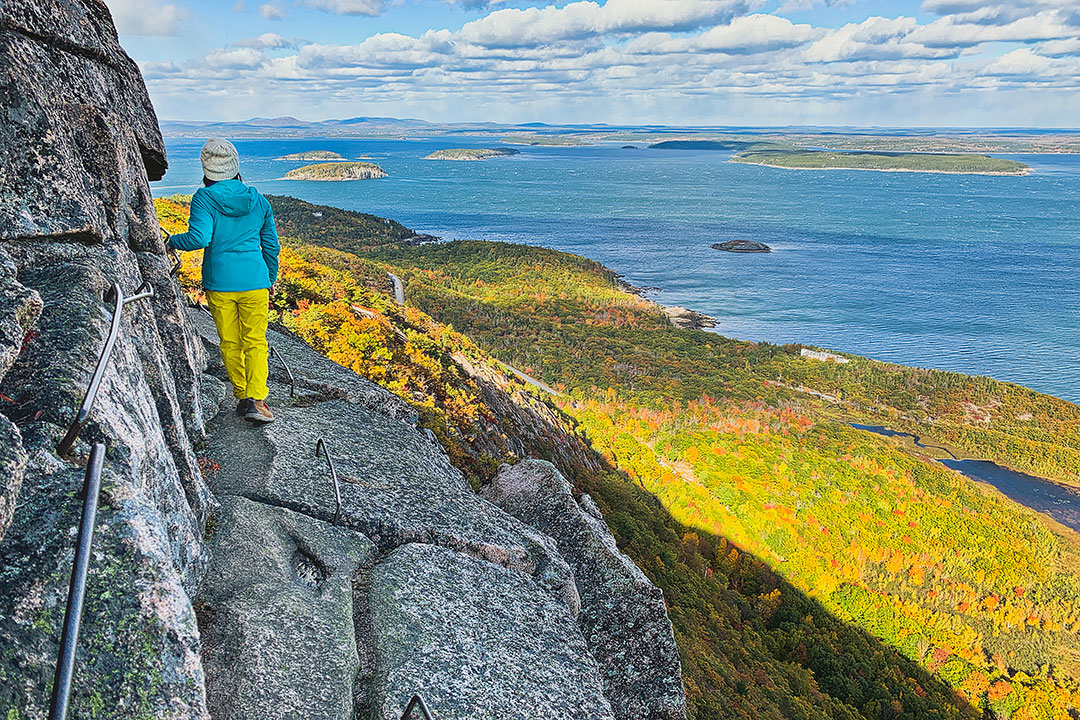 Best Summer Hiking Trails in the US - PhotoJeepers