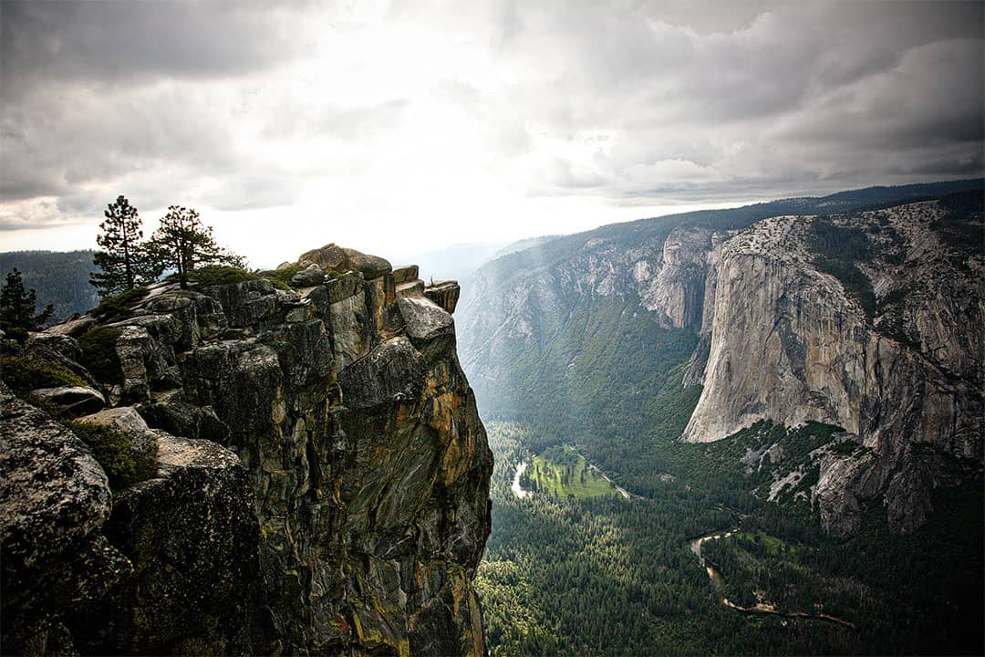 Yosemite Taft Point and Sentinel Dome + 15 Best Things to Do in Yosemite National Park that Will Take Your Breath Away - What to See in Yosemite in One Day and the Yosemite Area