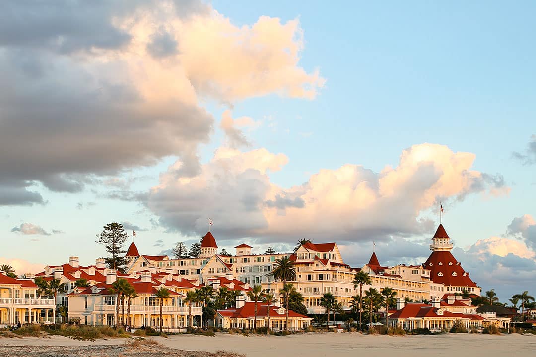 You are currently viewing Hotel Del Coronado Ice Skating By the Sea