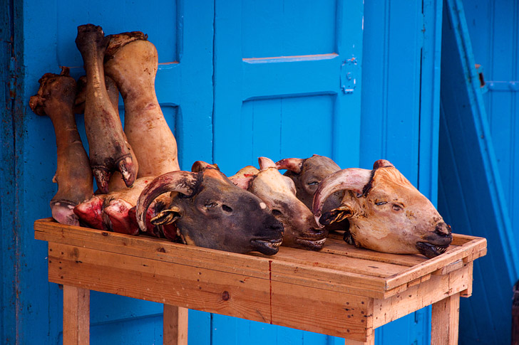 Steamed Sheep Head (21 Moroccan Foods You Must Try).