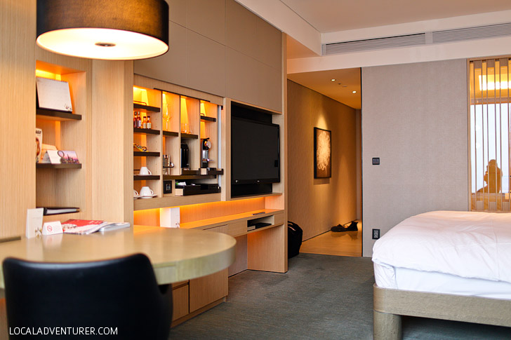 Seoul Conrad Hilton Hotel Review // localadventurer.com