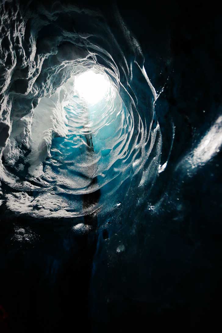 Breiðamerkurjökull Crystal Cave - Largest Ice Cave in Iceland is located in Skaftafell National Park on Vatnajokull Glacier // localadventurer.com