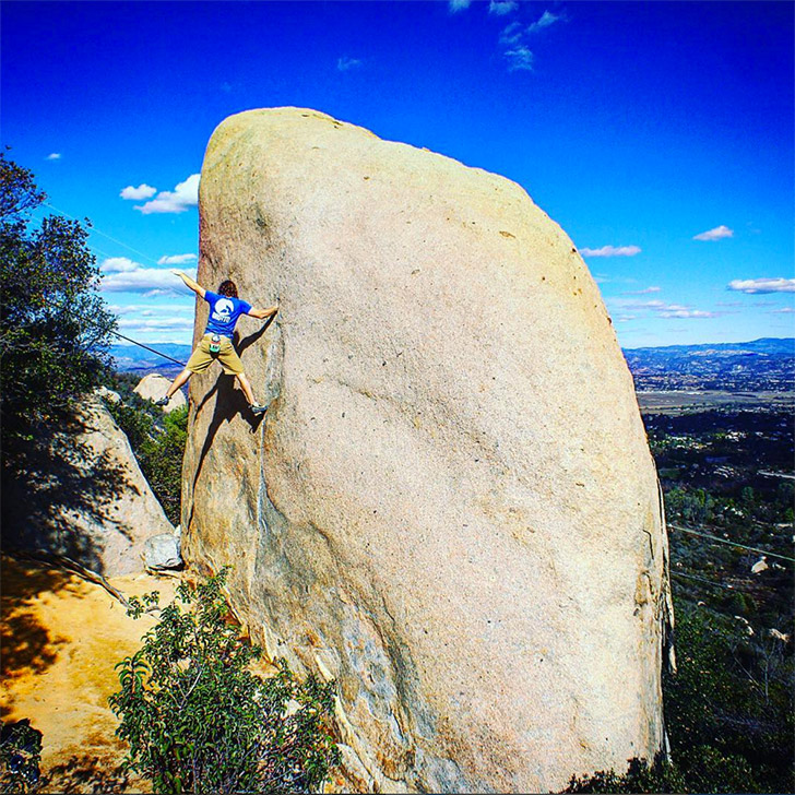 Robbins Crack Mt Woodson - Best Outdoor Climbing in San Diego // localadventurer.com