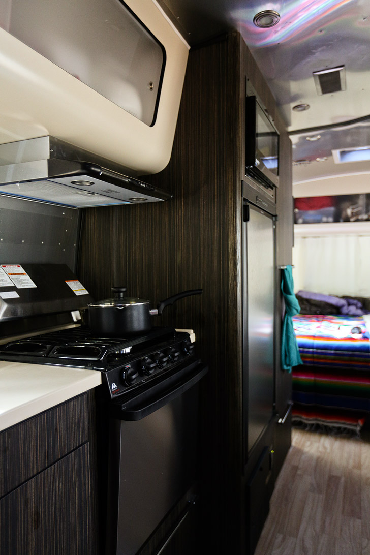 What it's Like Living in An Airstream - Tour of our Airstream International Signature 23FB // localadventurer.com