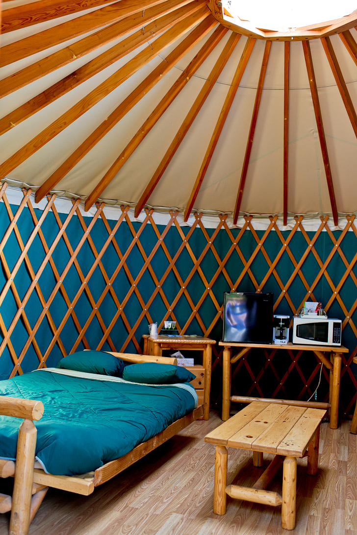 Glamping in Yosemite Yurts - Yosemite Pines RV Resort & Family Lodging // localadventurer.com