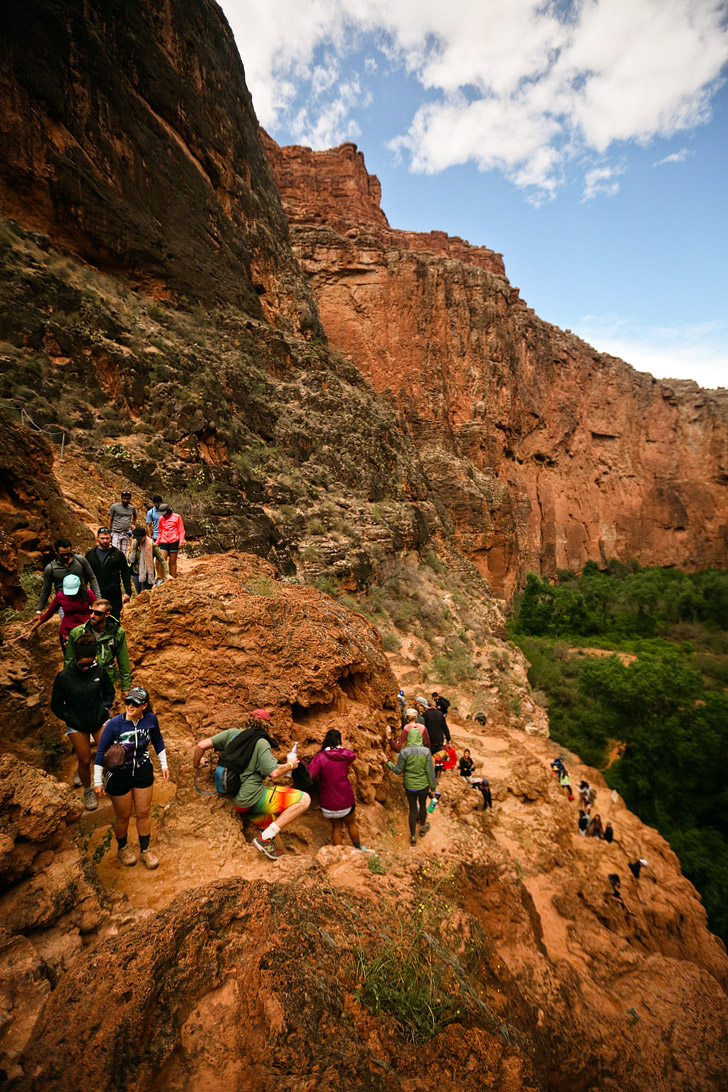 Mooney Falls Hike - through two caves and down steep stairs and chains // localadventurer.com