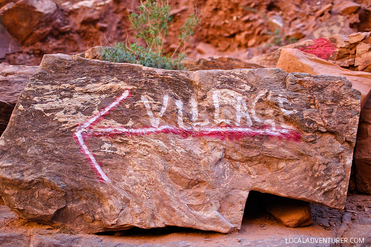 Havasu Falls Trail - Hiking into the Havasupai Indian Reservation // localadventurer.com