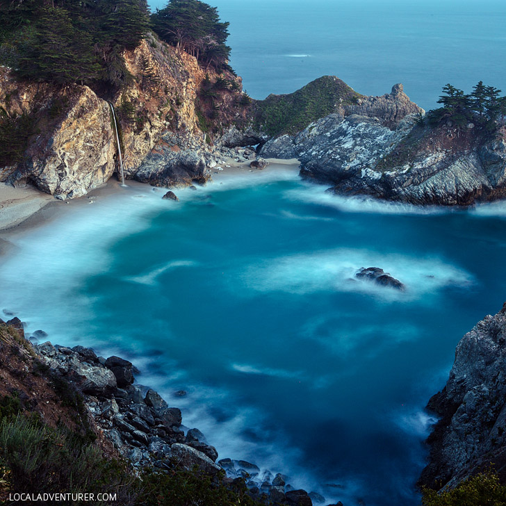 McWay Falls - an 80 ft waterfall in Julia Pfeiffer Burns State Park in Big Sur California // localadventurer.com