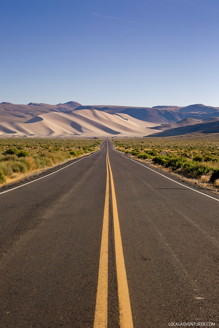 Sand Mountain Nevada - the perfect destination for ATVing, stargazing, or camping // localadventurer.com