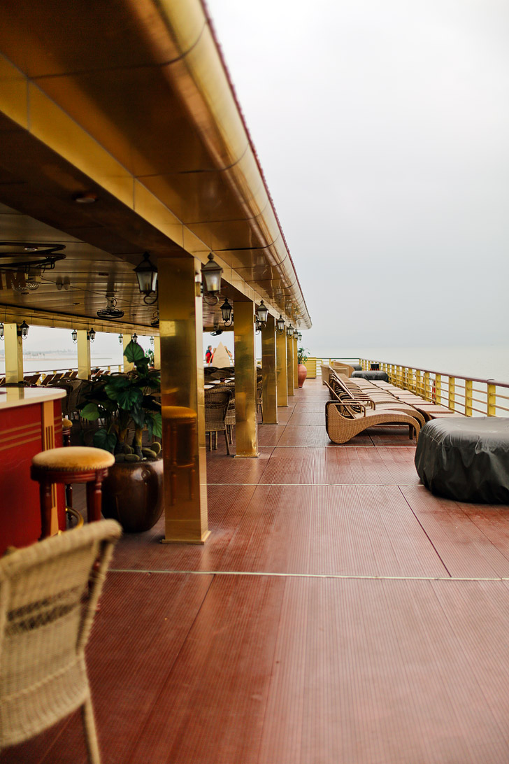 Our 5 Star Luxury Golden Cruise Halong Bay Vietnam // localadventurer.com