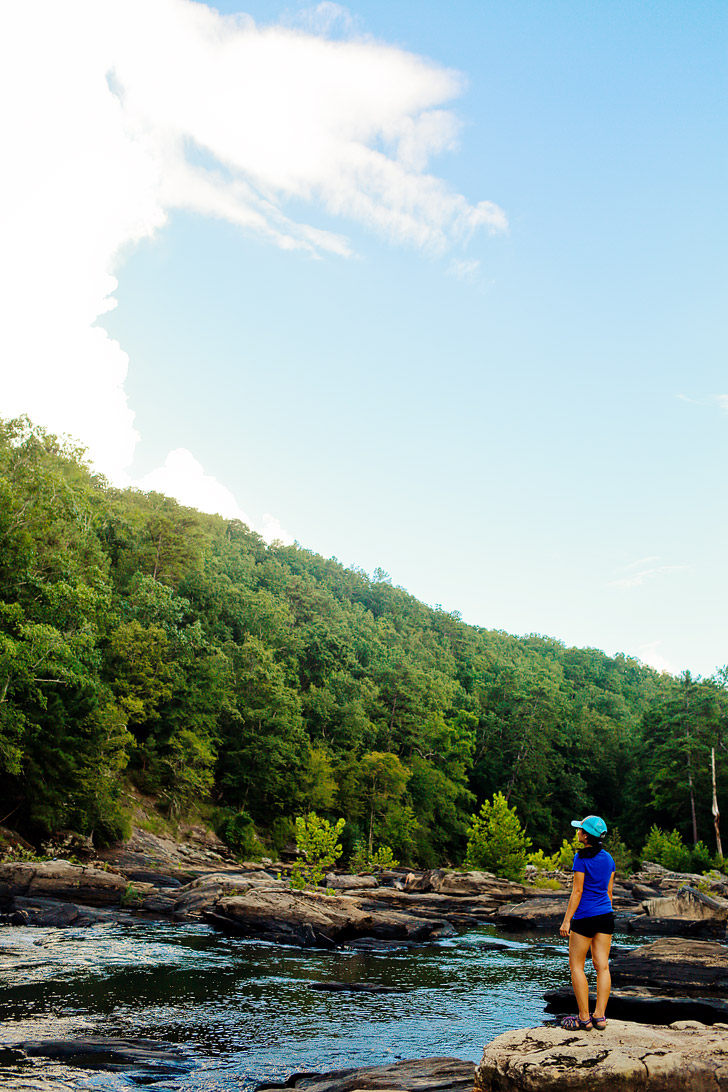 Hiking Sweetwater Creek State Park - 20 minutes outside of Atlanta Georgia // localadventurer.com