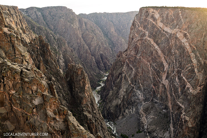 North Vista Trail Black Canyon of the Gunnison (15 BEST DAY HIKES IN THE US TO ADD TO YOUR BUCKET LIST) // localadventurer.com