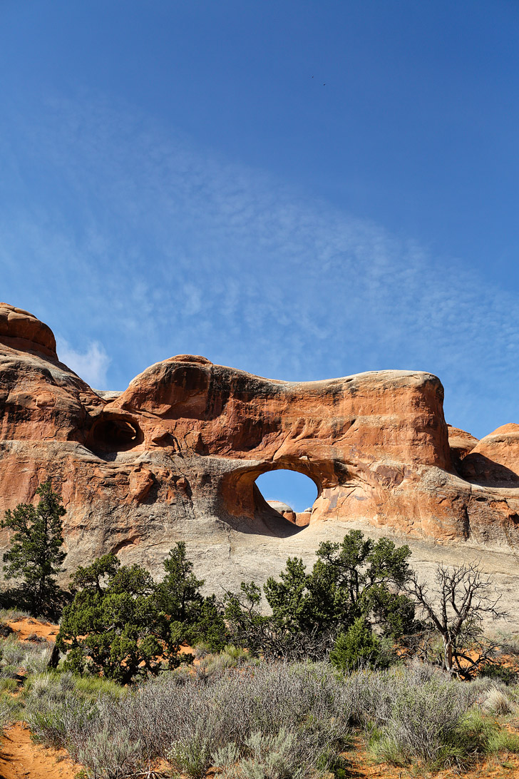 Tunnel Arch, Devils Garden Trail, Arches National Park, Moab Utah // localadventurer.com