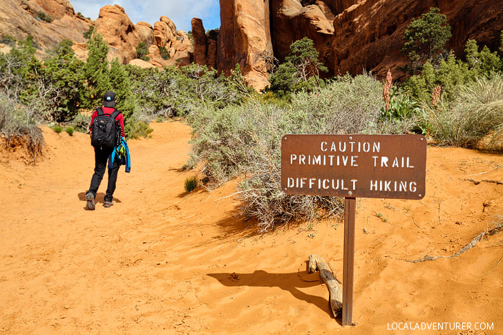 Devils Garden Trail - Best Hike in Arches National Park Utah // localadventurer.com