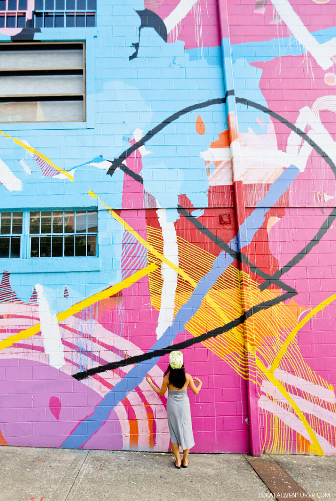 Hense Abstract Wall (+ Best Instagram Spots in Atlanta) // localadventurer.com