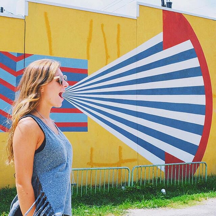 Martina Merlini Mural (+ Most Popular Instagram Spots in Atlanta) // localadventurer.com