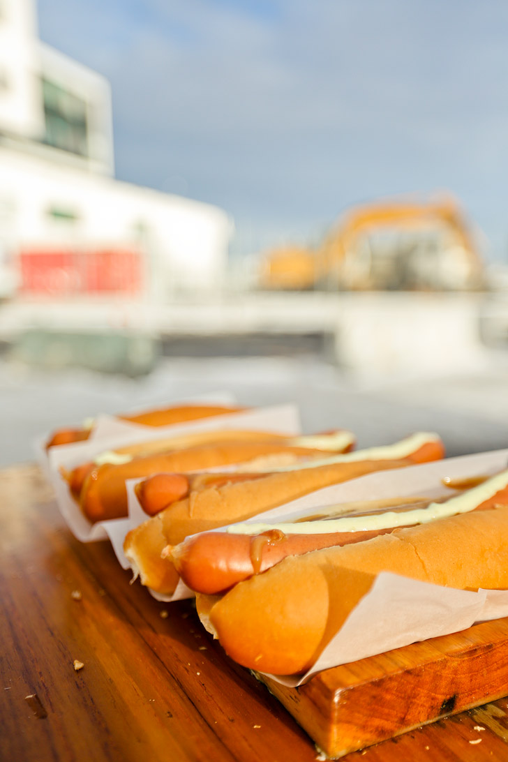 Eating an Icelandic Hotdog at Baejarins Bestu, who boasts having the best hotdog in Iceland // localadventurer.com