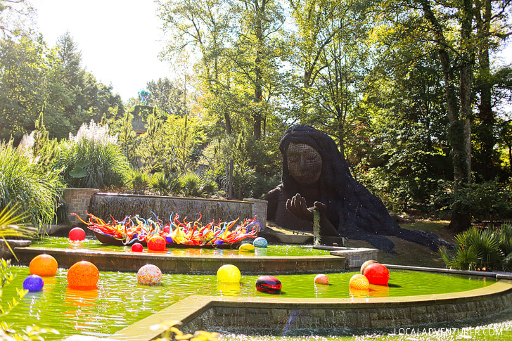 Chihuly in the Garden Exhibit + Earth Goddess Living Sculpture at the Atlanta Botanical Garden // localadventurer.com