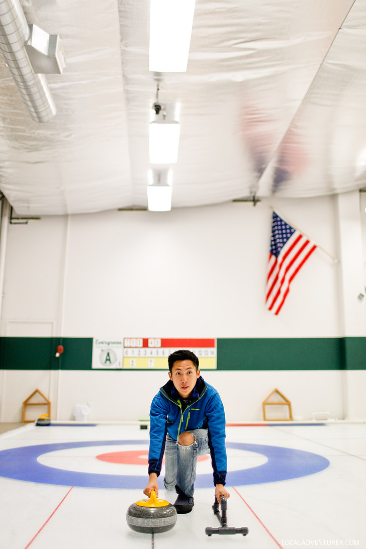 Learning how to curl at Evergreen Curling Club Portland Oregon // localadventurer.com