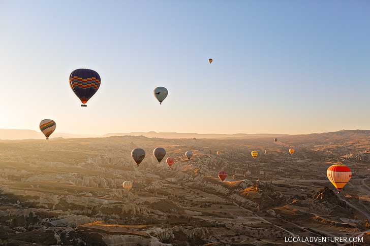 Magical Experience Riding Cappadocia Hot Air Balloons in Turkey // localadventurer.com