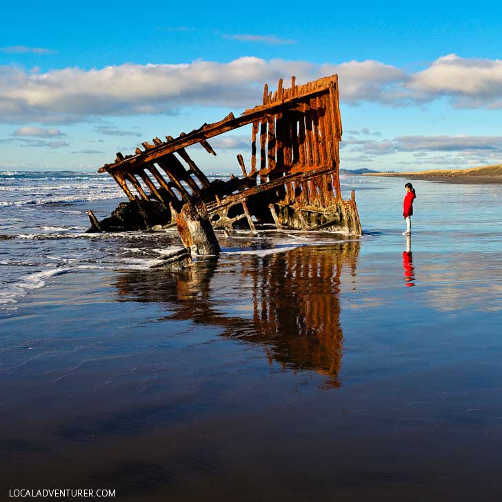 Peter Iredale Shipwreck in Fort Stevens State Park (15 Unique Things to Do in Astoria Oregon) // localadventurer.com