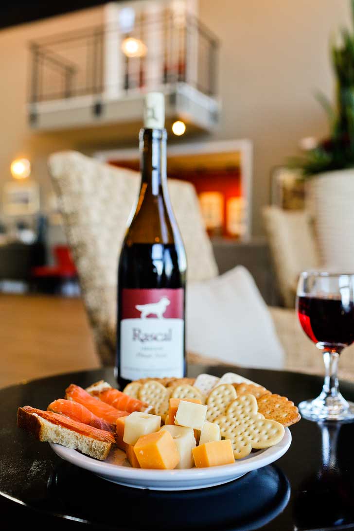 The Cannery Pier Hotel in Astoria Oregon has an amazing wine and cheese reception every day complimentary to guests // localadventurer.com