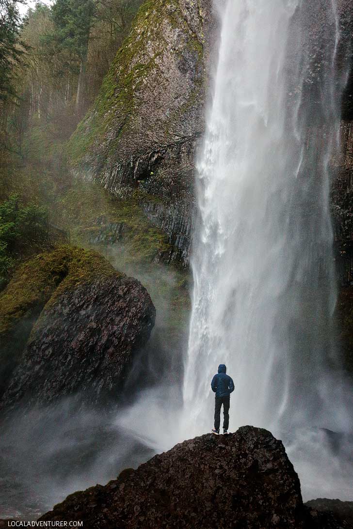 How to Avoid Getting Lost While Hiking + Latourell Falls Hike + Tomtom Adventurer Watch Review // localadventurer.com