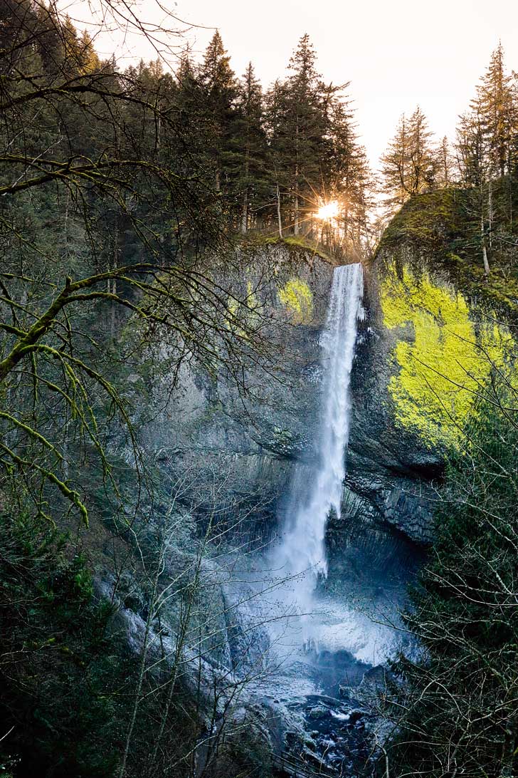 Latourell Falls is the first waterfall you’ll come across as you enter the Columbia Gorge from Portland. It's an easy waterfall hike and only 30 minutes away from the city. // localadventurer.com