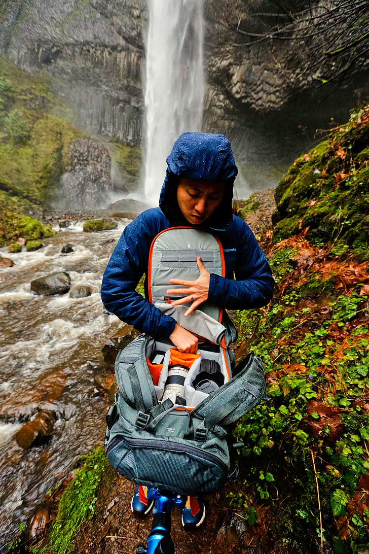 Latourell Falls at Guy Talbot State Park is the first waterfall you’ll come across as you enter the Columbia Gorge from Portland. It's an easy waterfall hike and only 30 minutes away from the city. // localadventurer.com