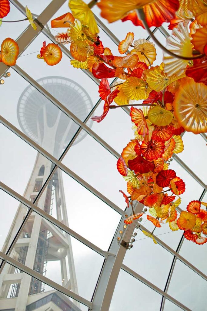 Chihuly Garden and Glass Museum Seattle - Dale Chihuly is one of the most recognizable names in glass art. He's perhaps most famous for his work in the Bellagio lobby ceiling. // localadventurer.com
