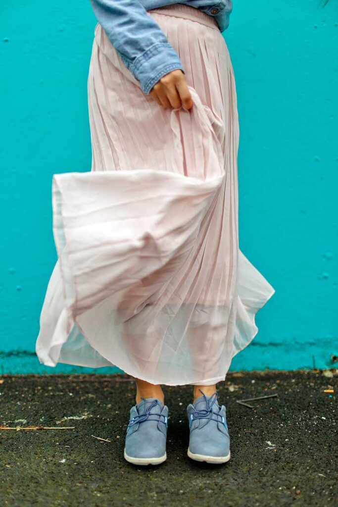 lightweight travel shoes