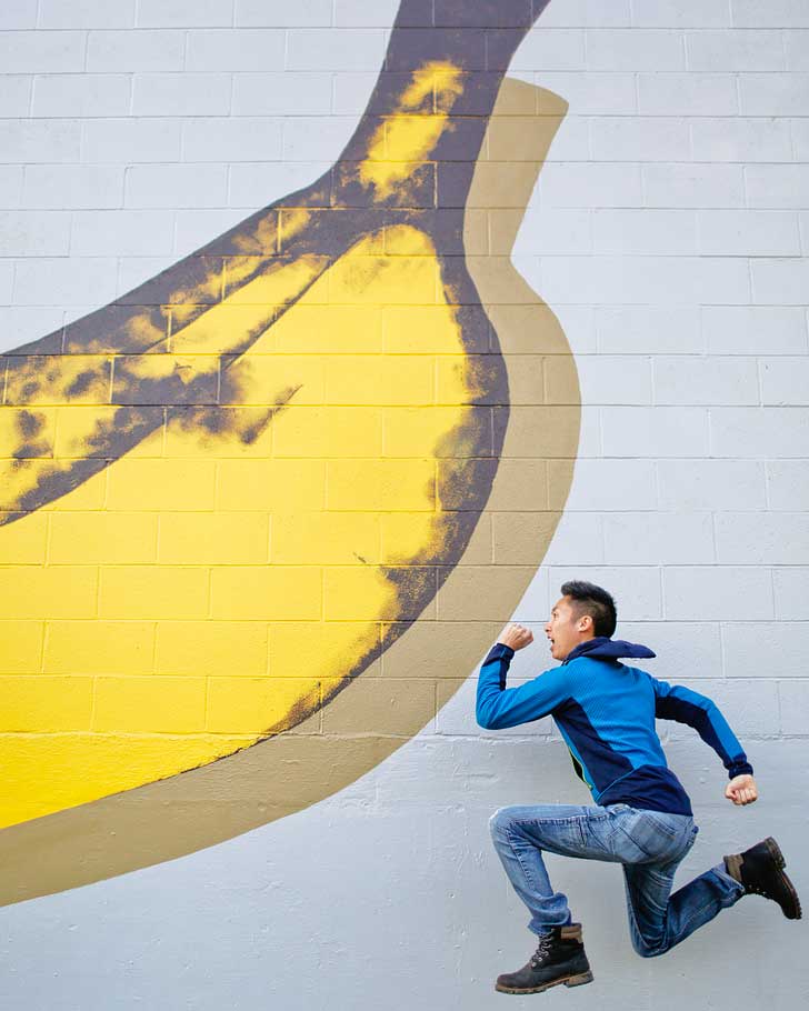 Art Fills the Void Banana Mural - Portland's Oldest Mural (Guide to Portland's Best Murals) // localadventurer.com