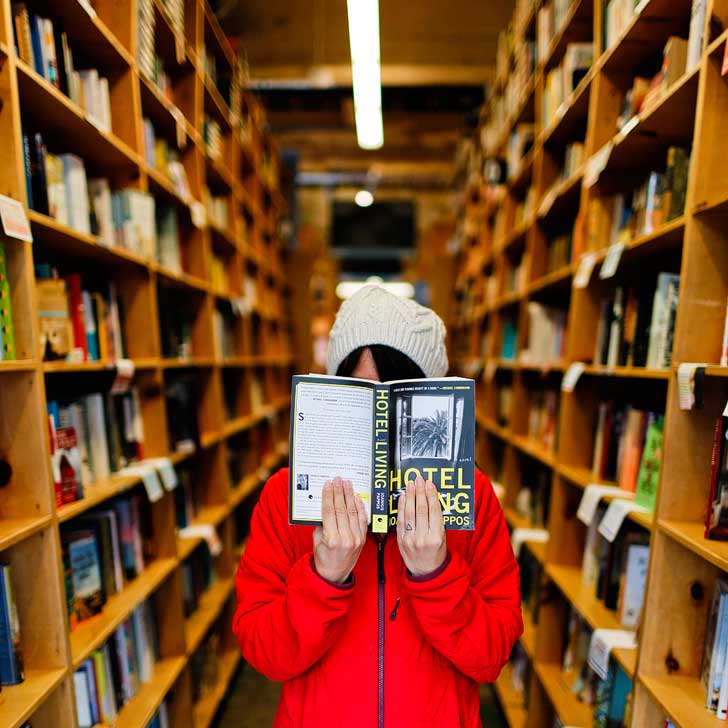 Powell’s City of Books (25 Best Places to Take Pictures in Portland Oregon) // localadventurer.com