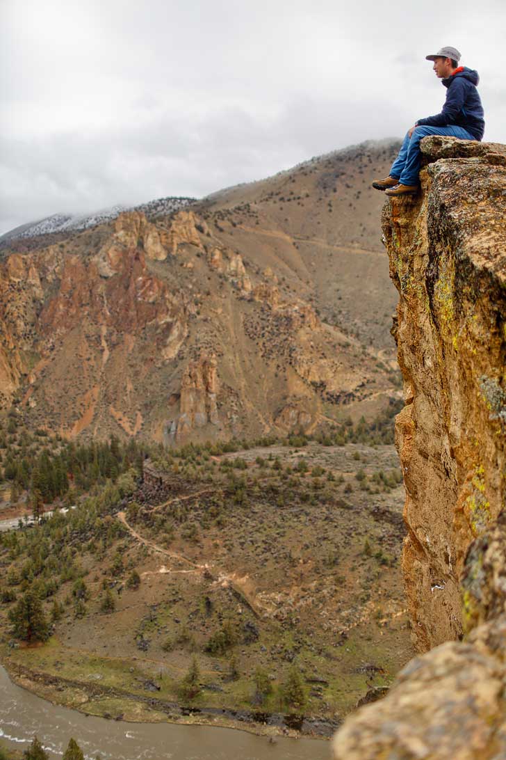 Smith Rock Misery Ridge Trail - iconic hike in Smith Rock State Park offers scenic views of Crooked River and Monkey Face. Check out detailed info on the hike here // localadventurer.com