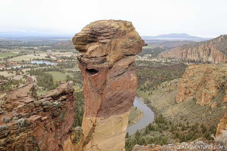 Monkey Face Smith Rock State Park Oregon - Misery Ridge Trail is the iconic hike in the park offers scenic views of Crooked River and Monkey Face. Check out detailed info on the hike here // localadventurer.com