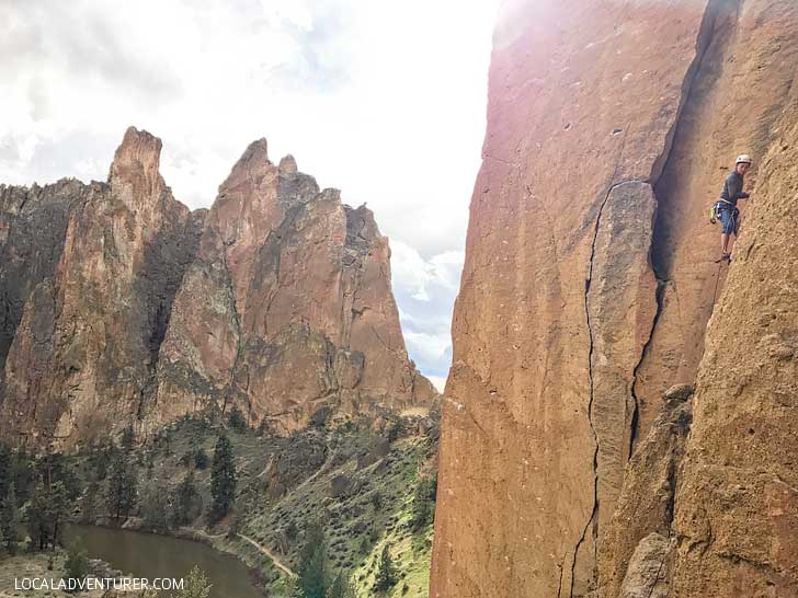 Smith Rock State Park is one of Oregon’s Seven Wonders. It’s a premier sport climbing destination and has some of the best hikes in Oregon with stunning views. Find out everything you need to know about the park here // localadventurer.com