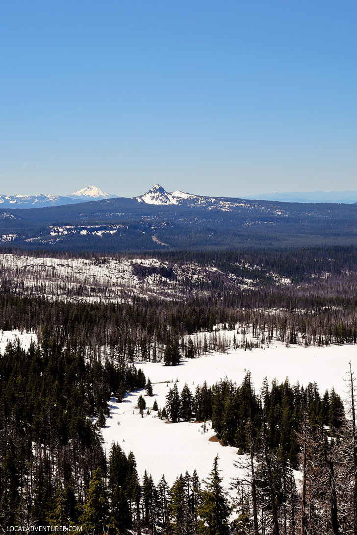 Union Peak with Mount McLoughlin + Crater Lake National Park Attractions // localadventurer.com