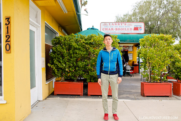 The Office at Larry's Chili Dog + A Self Guided Tour of Burbank Filming Locations // localadventurer.com