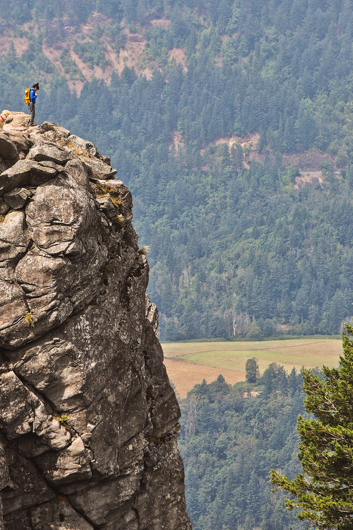 Photo Guide to the Angels Rest Hike, Columbia River Gorge, Oregon // localadventurer.com