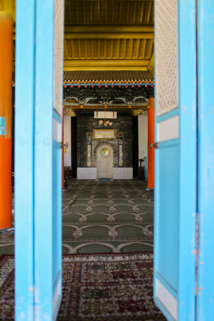 The Dungan Mosque in Karakol has unique Chinese architecture + 21 Unique Things to Do in Karakol Kyrgyzstan // localadventurer.com