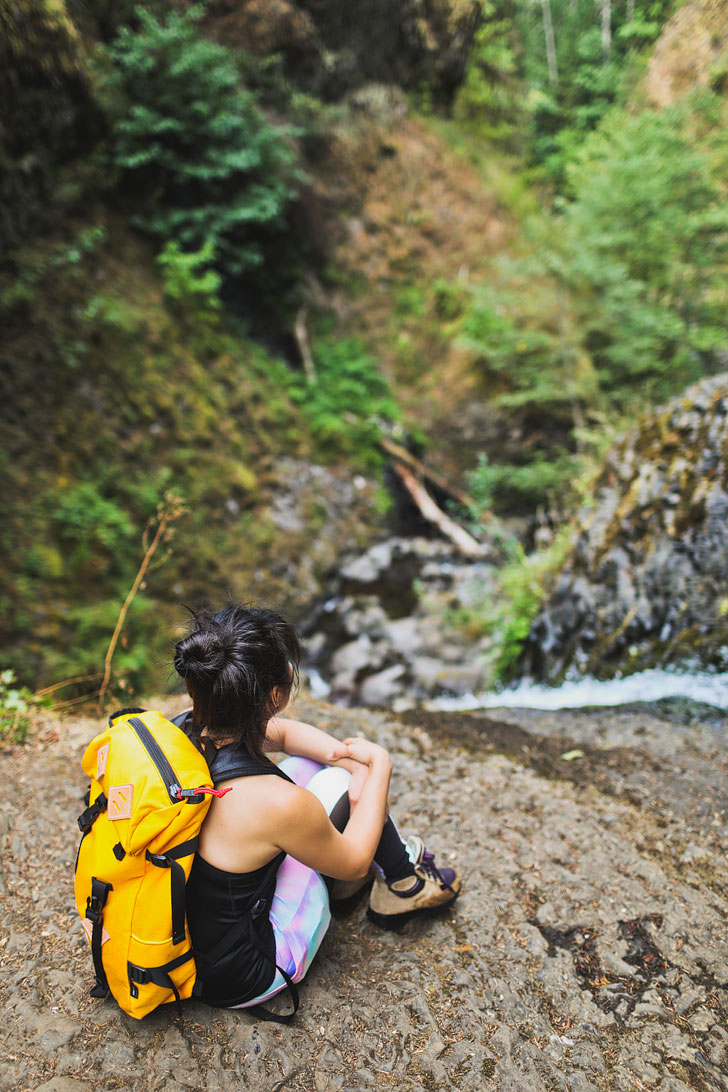 How to Get to Triple Falls, Oregon - Hiking in the Columbia River Gorge // localadventurer.com
