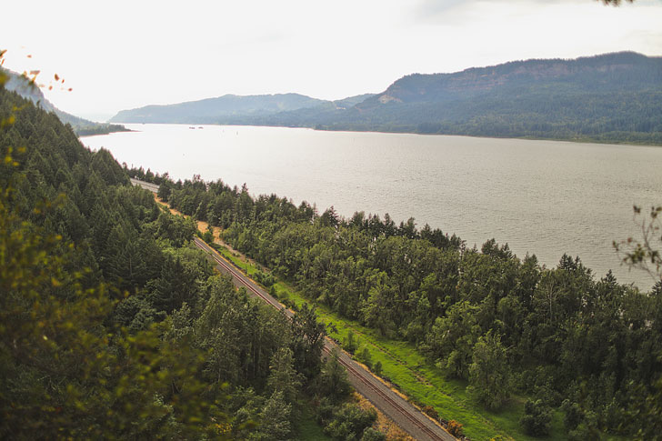 Triple Falls Oregon - Columbia River Gorge Hikes // localadventurer.com