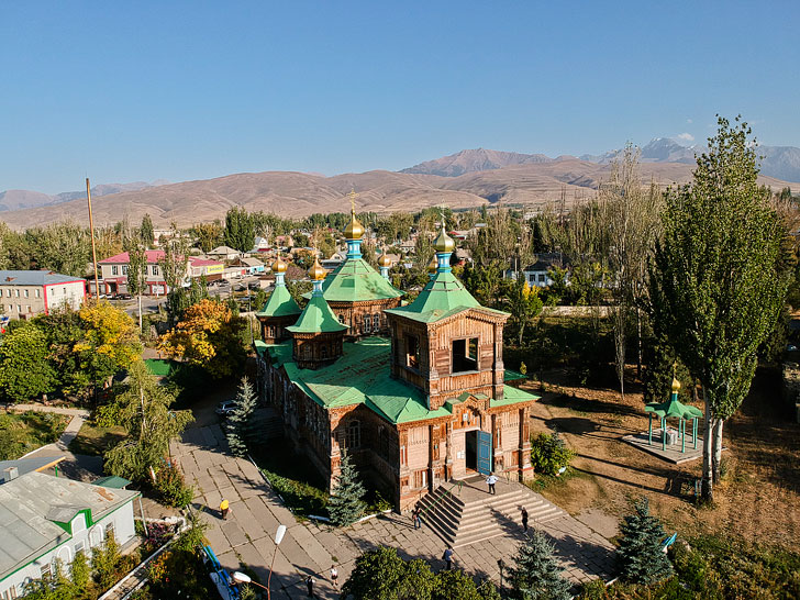 Holy Trinity Cathedral Karakol Kyrgyzstan + Your Essential Guide to Karakol // localadventurer.com